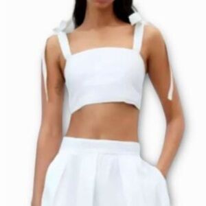 Zara White Cropped Top Size Medium